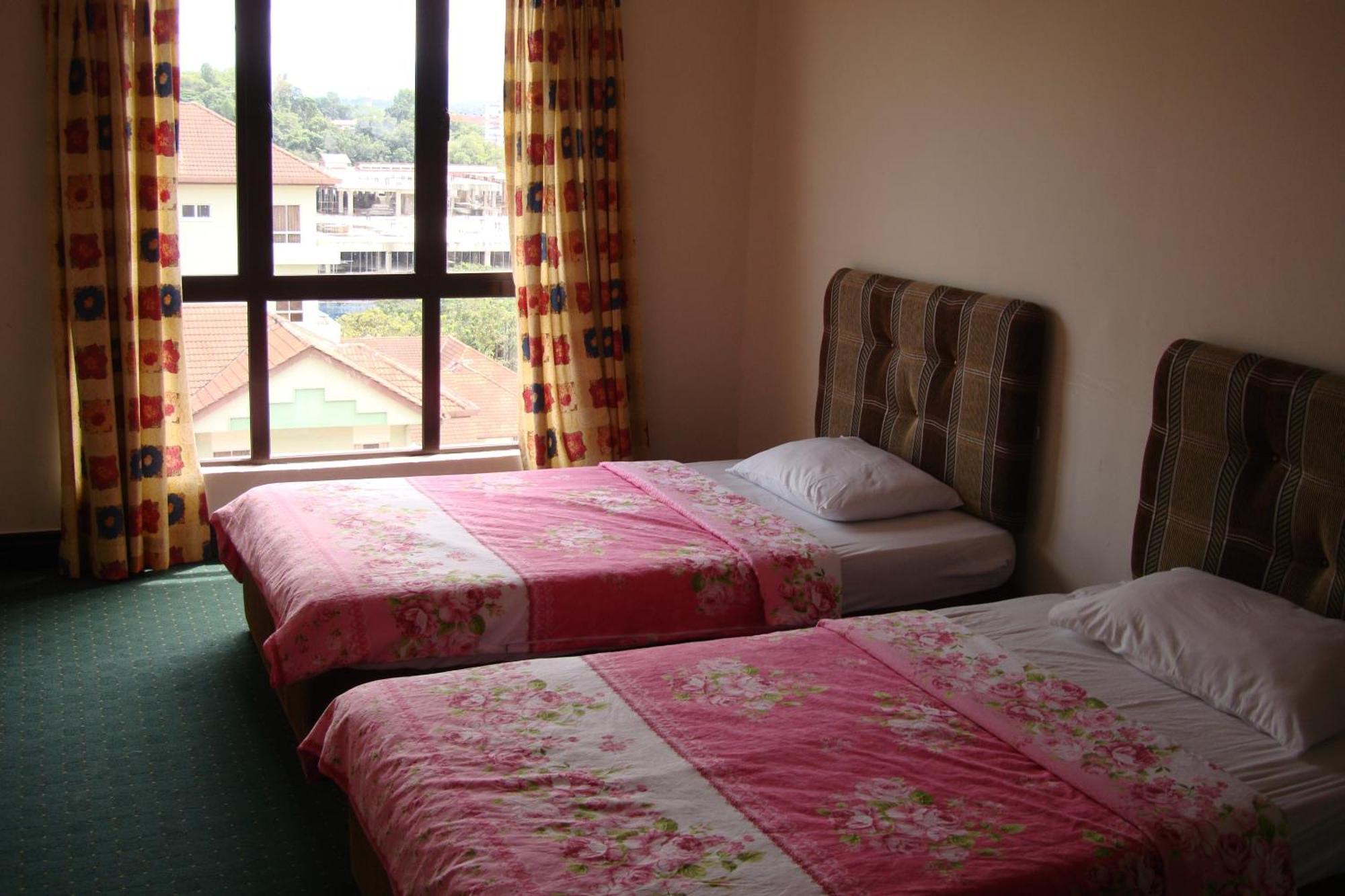 Dorcas Service Apartment - Marina Court Kota Kinabalu Esterno foto