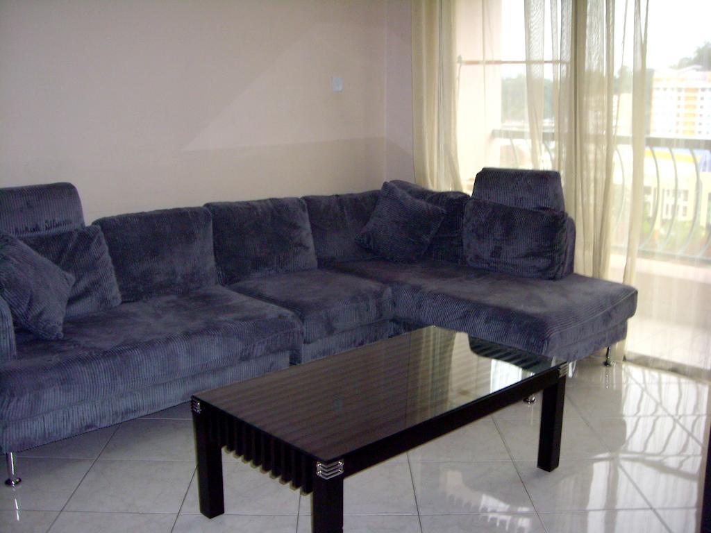 Dorcas Service Apartment - Marina Court Kota Kinabalu Esterno foto