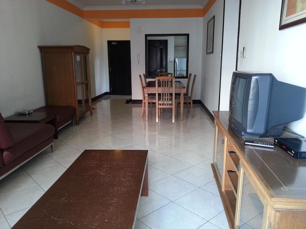 Dorcas Service Apartment - Marina Court Kota Kinabalu Esterno foto